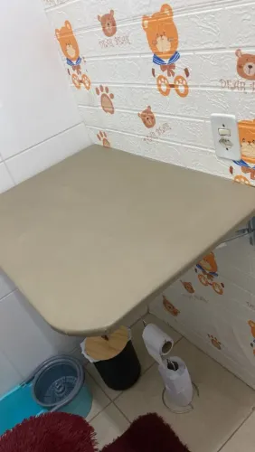 Trocador de parede 
