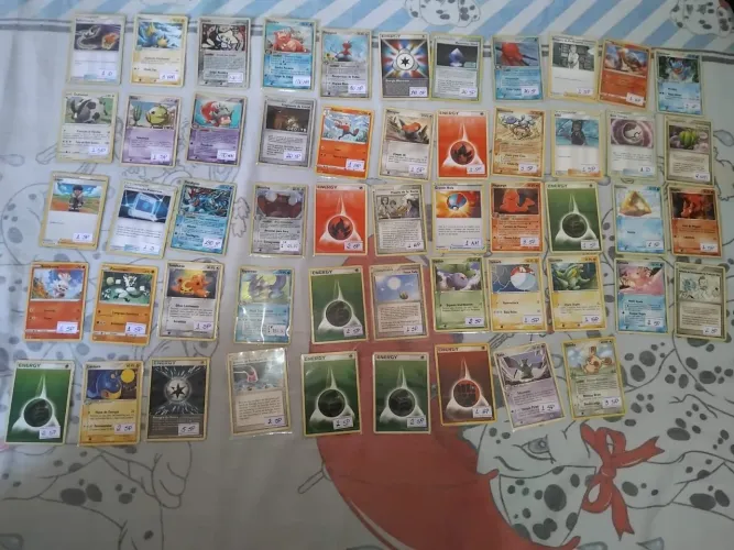 Pack de figurinhas pokemon
