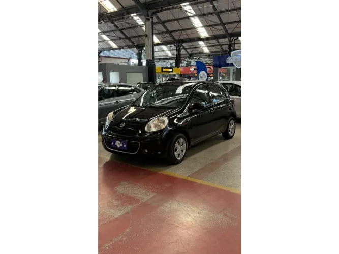 Nissan March S 1.6 16V Flexstart 5P 2014
