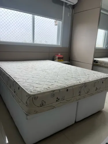 Colchão Casal com Base do tipo Bau