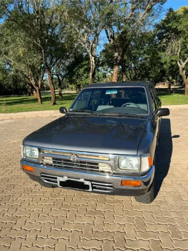 Toyota Hilux CD 4X2 2.4 Diesel 1995