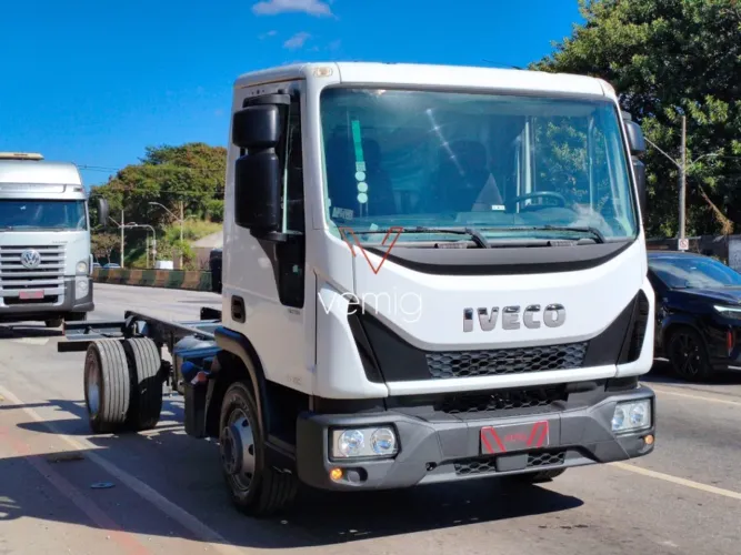 Caminhão Iveco Tector 11.190 3/4 Chassi Chassi Ñ 10160 1016 11180 
