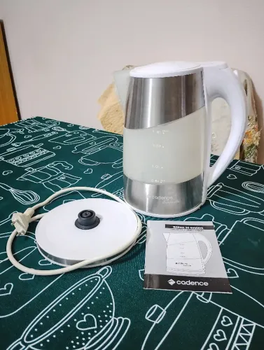 Jarra elátrica iluminatta CEL304 110V
