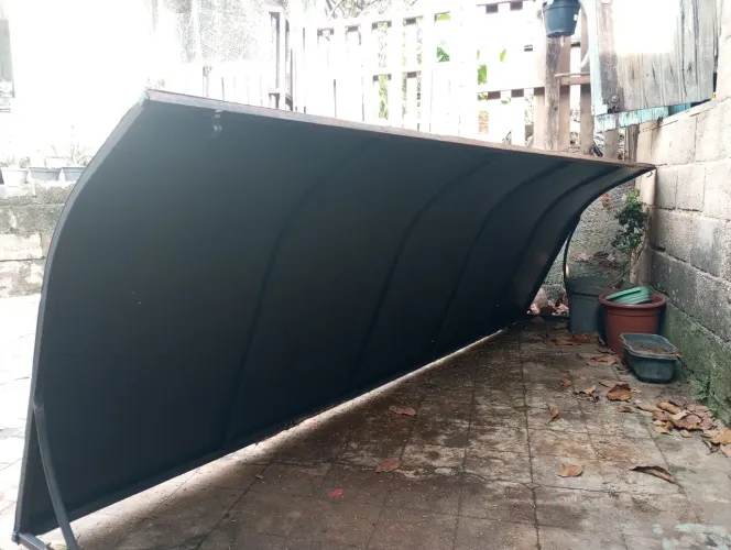 Toldo semi novo