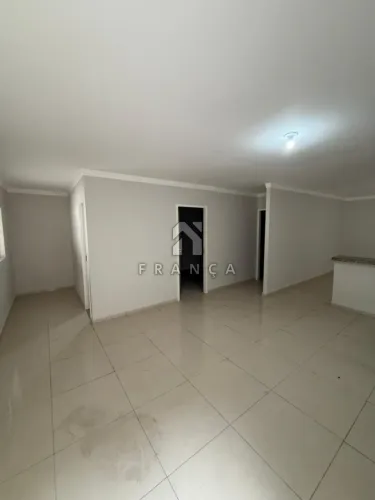 Locação Casa 02 Dormitórios no Bairro do Limoeiro - São José dos Campos..