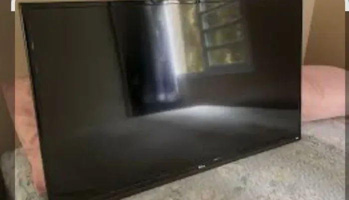 Vendo tv 50 polegadas tirar pecas 