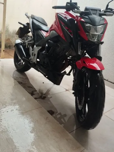 Pego moto de menor valor d meu interesse