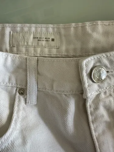 Calça Zara estilosa semi nova 
