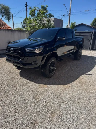 Toyota Hilux CD SRX Plus 4X4 2.8 TDI Die. Aut. 2025