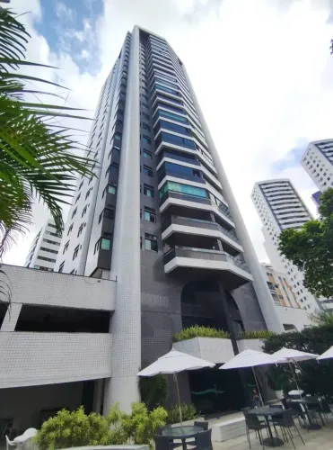 Apartamento para locação Ed. Royal Garden 4 q suites bairro Graças / Rosarinho, Recife