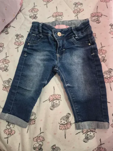 Calça jeans bebe, 6-9meses