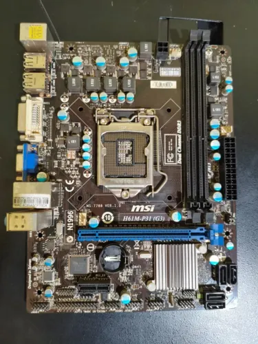 Placa-mãe MSI H61M-P31 - LGA 1155 DDR3