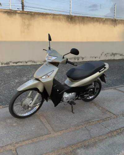 Honda Biz 125 Ano 2010 - Econômica e ideal para o dia a dia