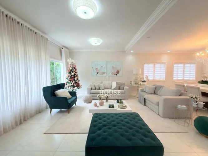 Casa com 4 dormitórios à venda, 490 m² por R$ 3.300.000,00 - Condomínio Morro Vermelho - M