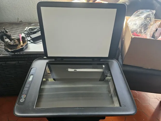 Impressora HP Deskjet 2774 Multifuncional
