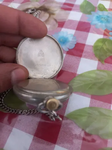 Desapega relogio omega de bolso reliquia