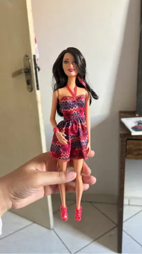 Raquelle Barbie Fashionistas, Style Tropical de 2013.