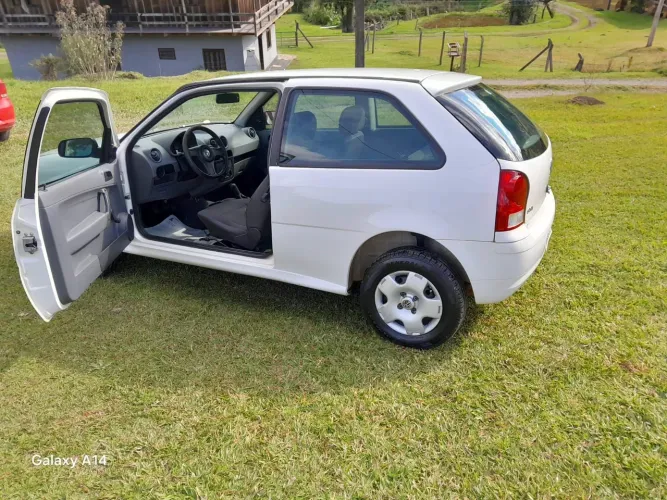 Volkswagen Gol Geração VI City 1.0 8V MI Total Flex 2P 2014