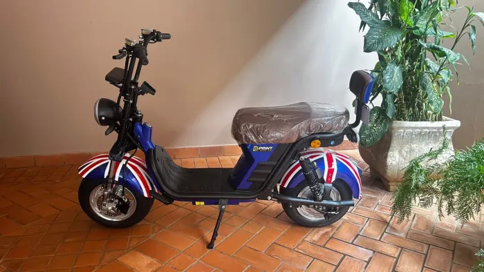 Scooter Elétrica X18 1000W velocidade máxima de 32km/H com bateria de lítio.