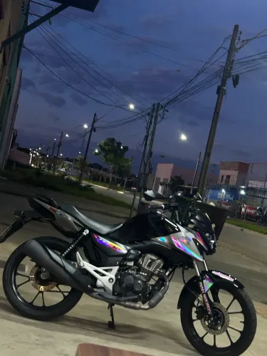Troco por carro , dependendo , com volta minha 