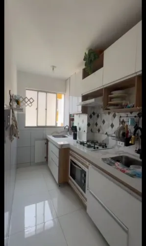 Turu!Apto mobiliado,localizado na rua entre Mateus e Caixa da Av. Rei de França.
