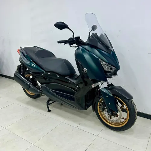 YAMAHA XMAX 250 2024