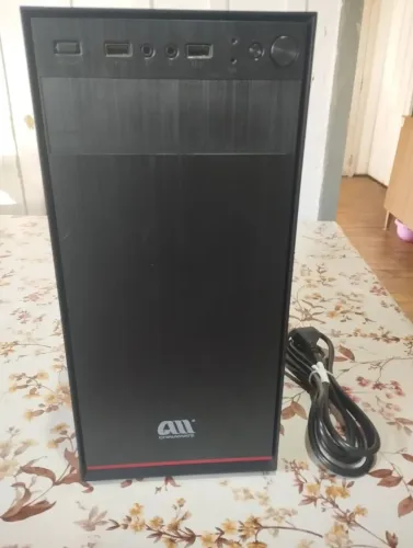 PC Intel Core I5, 12GB RAM, 2 SSDs, placa mãe Asus, fonte Termaltake por R$699,00