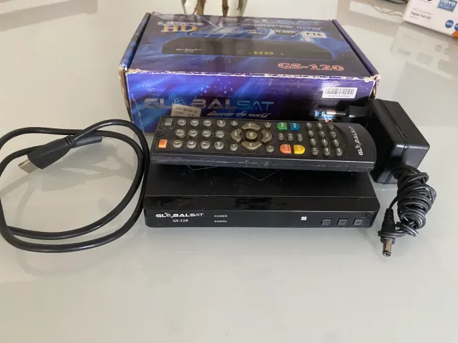 Receptor digital para antenas e internet