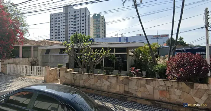 Casa à venda, 350m² com 4 Dorms. (1 Suíte), 4 banheiros, 4 Vagas, Barcelona, São Caetano d