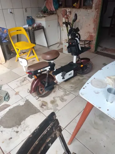 Vendo essa baick elétrica top