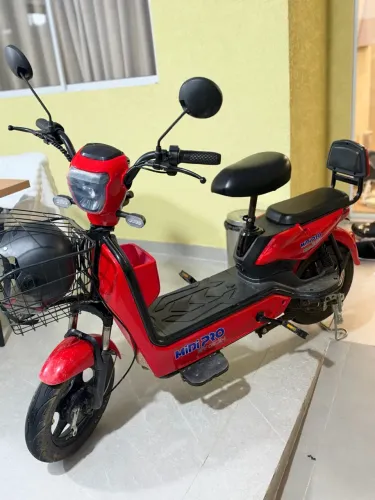 Scooter elétrica (não precisa CNH )