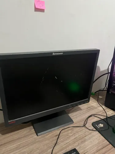 Monitor Lenovo 20 polegadas