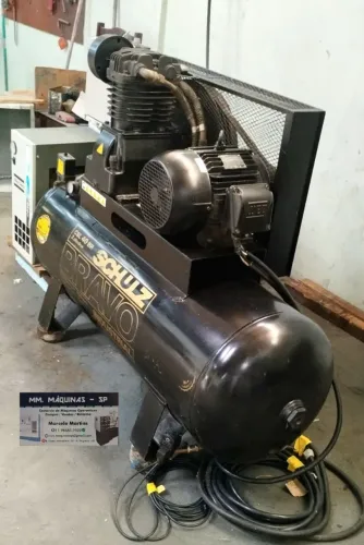 Compressor de ar shultz Bravo CSL40pés 250litros ano 2011 motor10HPcom laudo de inspeção
