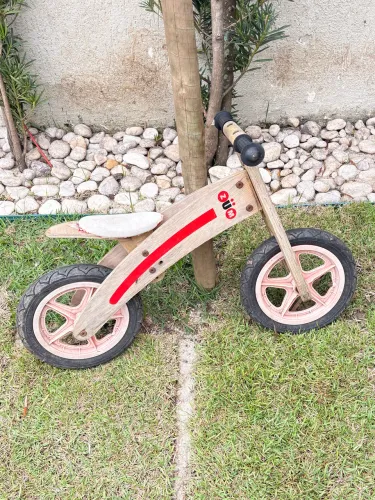 Bicicleta de Equilíbrio infantil Madeira!!! 2 alturas