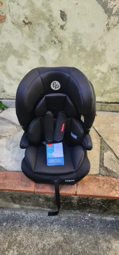 Cadeirinha FisherPrice MaxGuard 76-150cm (15 meses até 12 anos)