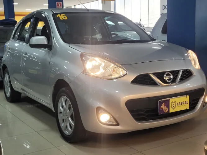 Nissan March SV 1.0 12V Flex 5P 2016
