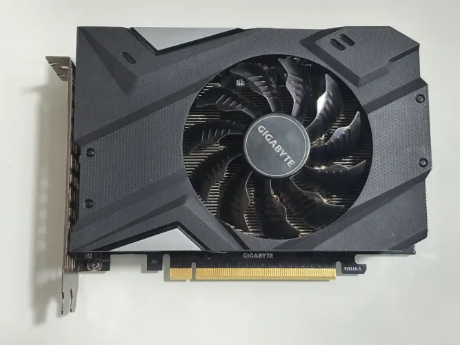 GTX 1650 4GB Gigabyte 