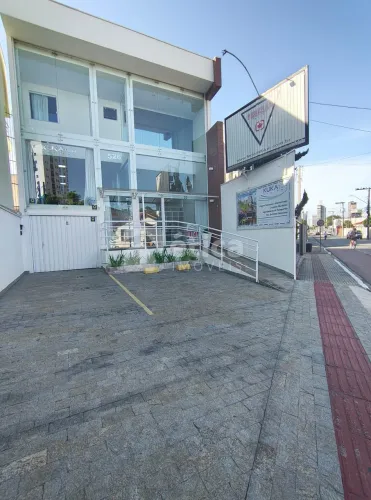 Sala comercial com 55 m2 na rua Almirante Barroso, Centro Itajaí SC