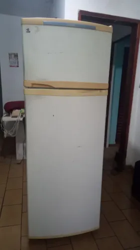 Geladeira ela não está gelando