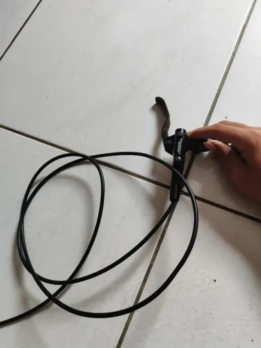 Freio Shimano MT200