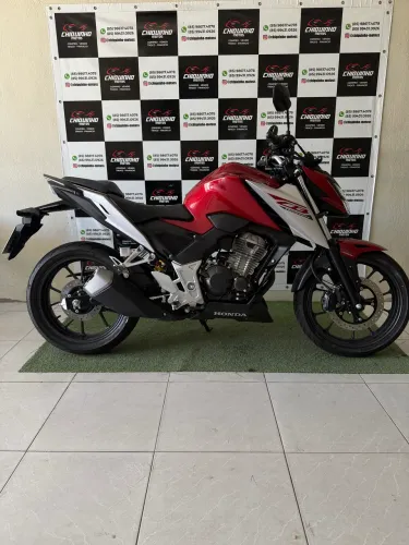 CB 300 F 2026/2026 com ABS