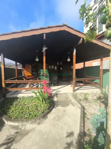 Casa com Edicula pertinho do Mar em Mongaguá no Bairro vila atlantica