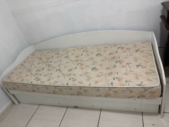 Cama de solteiro