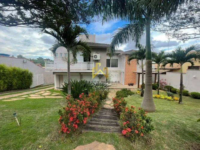 Excelente oportunidade no Bairro Braúnas, Casa em Condomínio com uma localização privilegi