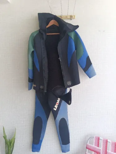 Roupa de mergulho 