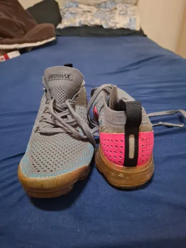 Nike Vapor Max cinza e rosa