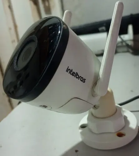 Camera intelbras wi fi com audio