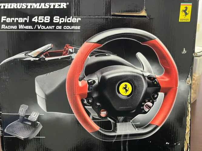 Volante Thrustmaster Ferrari 458 Spider