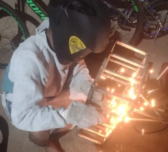 Reparo em Portão eletrônico e Estrutura metálica 