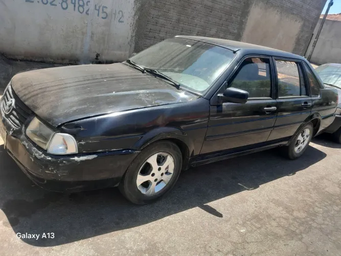 Volkswagen Santana 1.8 MI (álcool) 1999